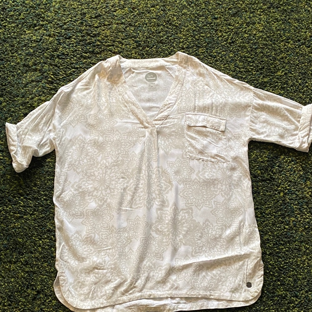 Life is Good Women's Relaxed Fit Top